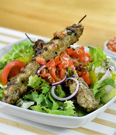 Jautienos koftas su pomidorų salsa